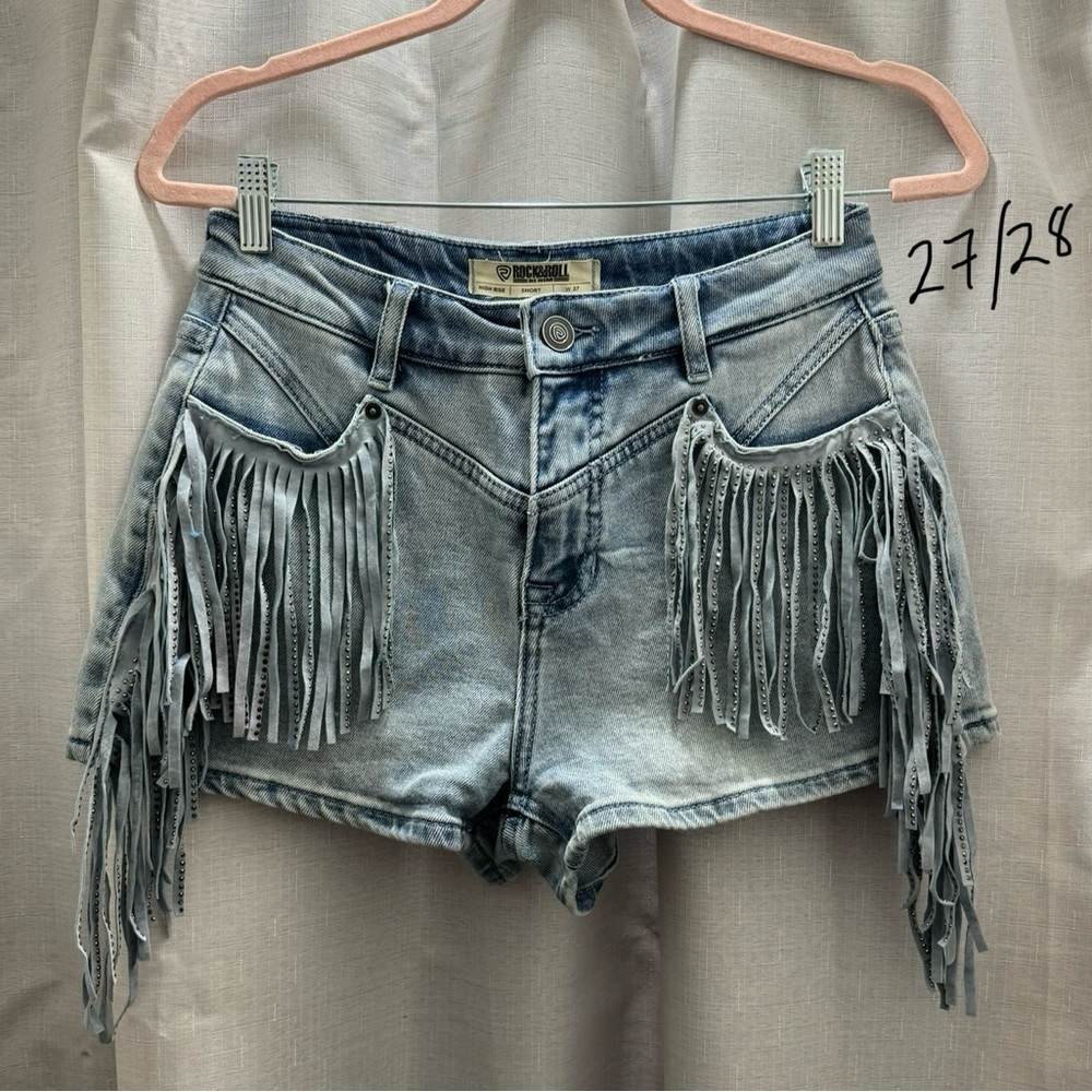 RocknRoll country Jean shorts with fringe